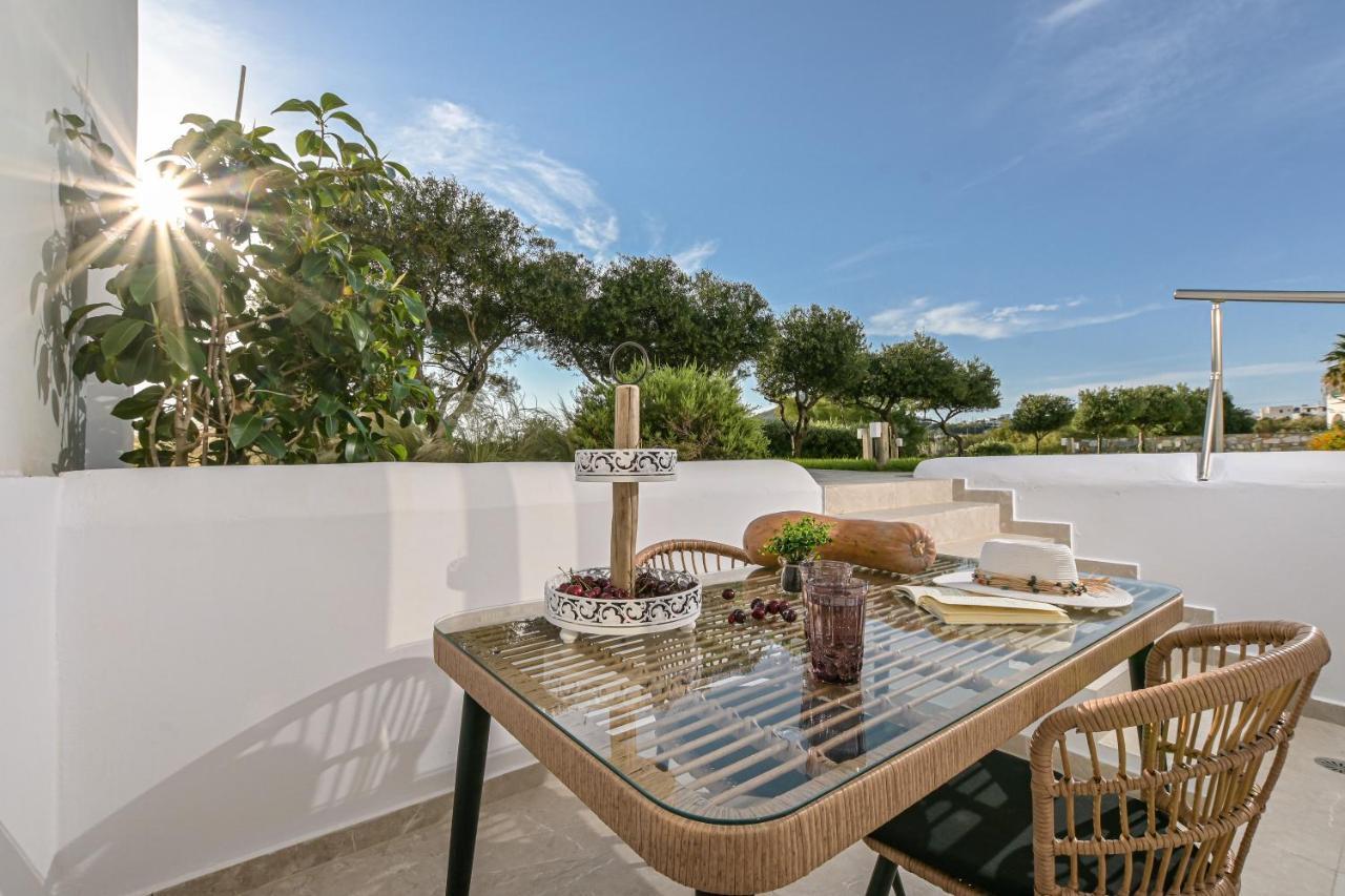 Alykes Studios & Suites Agios Prokopios  Luaran gambar